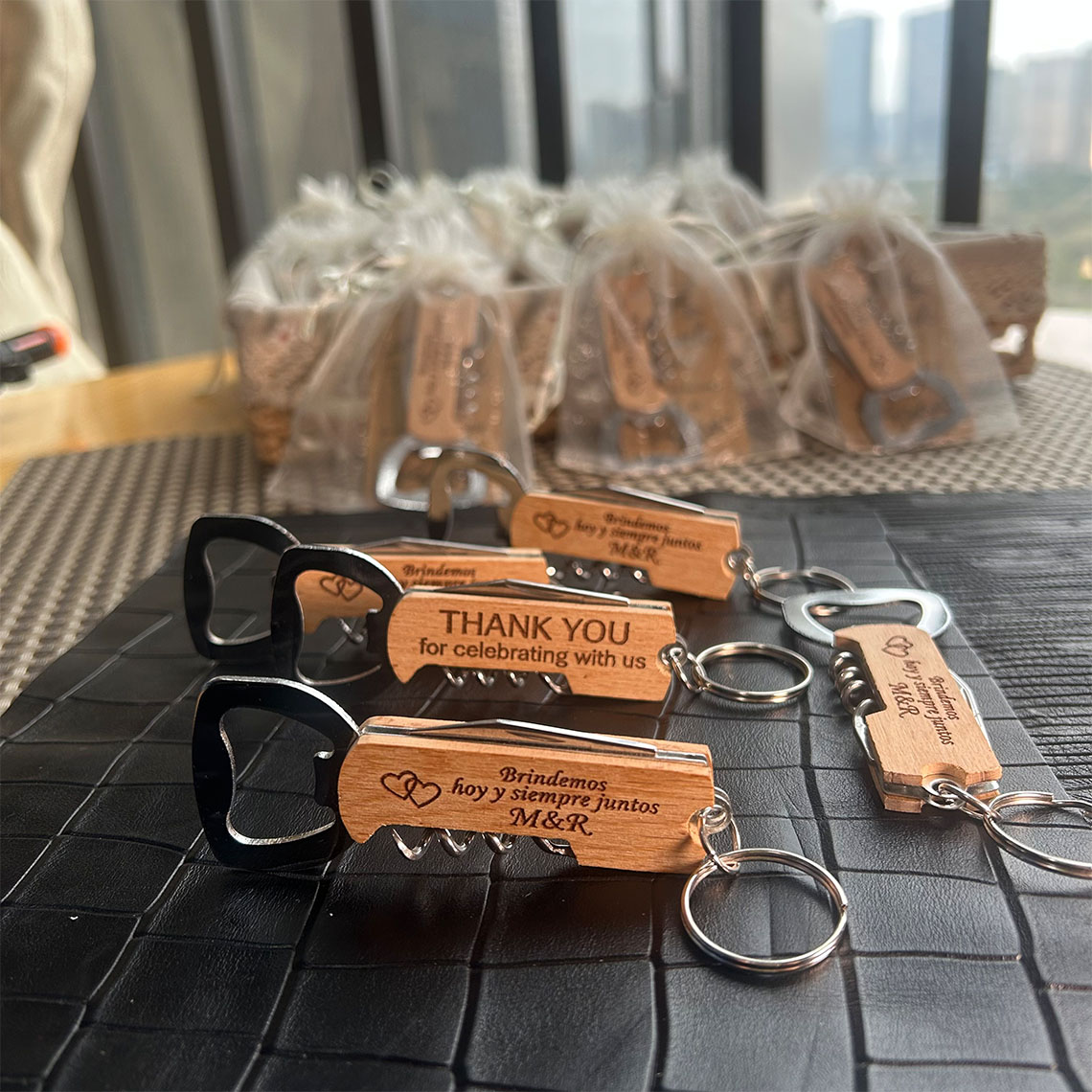 20pcs/50pcs 개인화 된 맥주/와인 병따개 휴대 - Wine Beer Logo 리뷰 및 가격
